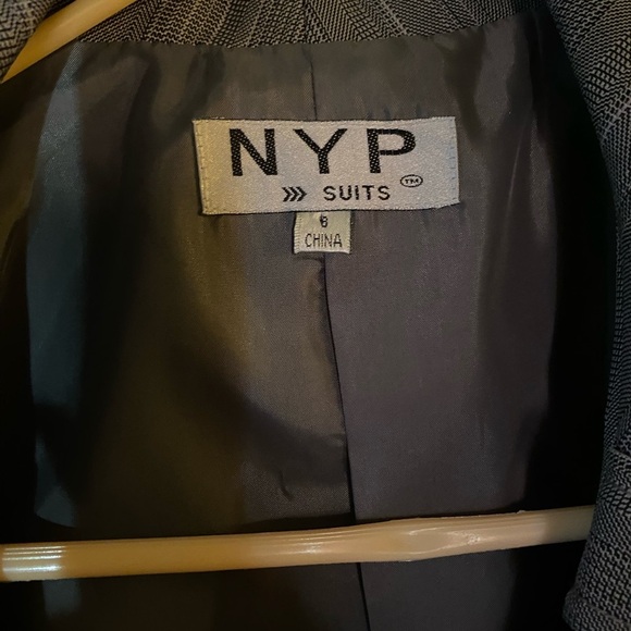 Size 8 NYP skirt suit set - Picture 2 of 4